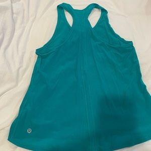 Lululemon workout tank